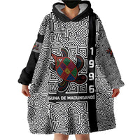 Indigenous Regions of Panama Guna de Madungandí Wearable Blanket Hoodie with Colorful Turtle and Black White Geometric Pattern - Wonder Print Shop
