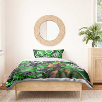 Graffiti Street Art Bedding Set Smoking Ape Character and Neon Crown Symbols in Green and Yellow Graphic Design - Wonder Print Shop