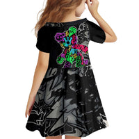 Teddy Bear Hip Hop Graffiti Street Art Family Matching Off Shoulder Maxi Dress and Hawaiian Shirt Crown Shades and Colorful Spray Paint Design - Wonder Print Shop