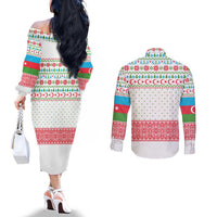 Azerbaijan Christmas Couples Matching Off The Shoulder Long Sleeve Dress and Long Sleeve Button Shirt with Baku Skyline Azerbaijan Flag and Red Green Snowflake Pattern Design - Wonder Print Shop