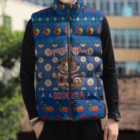 Korea Christmas Sleeveless Puffer Jacket with Bear in Hanbok National Emblem and Traditional Boat Pattern Design - Wonder Print Shop