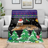 Malaysia Christmas Blanket with Tiger Santa Hat Snowflakes and Holiday Tree Pattern - Wonder Print Shop