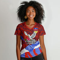 Haiti Flag Day Soul Of The Free L Union Fait La Force Women V-Neck T-Shirt Peace Dove And Power Fist Art With Hibiscus And Broken Chains