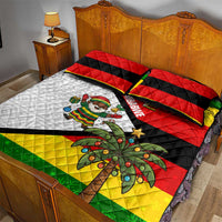 Zimbabwe Christmas Quilt Bed Set with Festive Santa Palm Tree and Red Yellow Green Flag - Wonder Print Shop