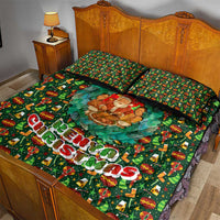 Kenya Christmas Quilt Bed Set with Santa Feast Scene and Festive Wreath Pattern - Wonder Print Shop