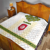 Tunisia Flag Traditional Tribal Pattern Green and White Pullover Quilt with National Crest and Emblem