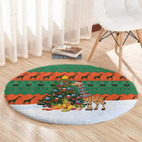 Giraffes Decorating Tree Gifts Round Carpet with Orange Green Holiday Pattern Design - Wonder Print Shop