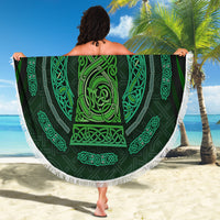 Beer Cup Pattern And Celtic Circle Green Beach Blanket - Wonder Print Shop