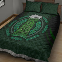 Beer Cup Pattern And Celtic Circle Green Quilt Bed Set - Wonder Print Shop