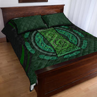 Beer Cup Pattern And Celtic Circle Green Quilt Bed Set - Wonder Print Shop