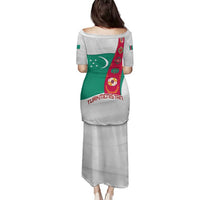 Turkmenistan Flag Family Matching Puletasi and Hawaiian Shirt with National Emblem and Carpet Stripe Design