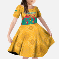 Turkmenistan Traditional Carpet Motif Kid Short Sleeve Dress with Ethnic Pattern Design