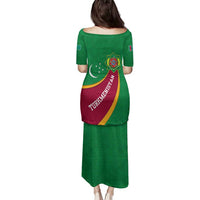 Turkmenistan Green Family Matching Puletasi and Hawaiian Shirt with Crescent Moon and State Emblem Design