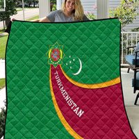 Turkmenistan Green Quilt with Crescent Moon and State Emblem Design