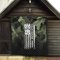 Camouflage Bowling Quilt with Grunge American Flag and Pin Emblem in Military Green - Wonder Print Shop