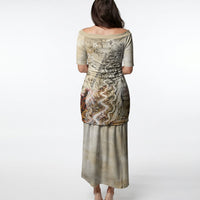 Gaia Mother Earth Sacred Eye Puletasi Greek Vintage Botanical Sketch Esoteric Spiritual Floral