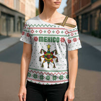 Mexico Christmas Cross Shoulder Shirt with Piñata Star Design and Red Green Snowflake Pattern - Wonder Print Shop