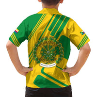 Comoros Flag Family Matching Off Shoulder Short Dress and Hawaiian Shirt with Green and Yellow Design and National Emblem