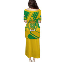 Comoros Flag Puletasi with Green and Yellow Design and National Emblem