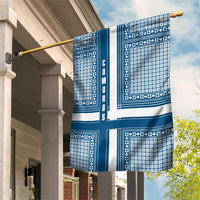 Comoros Garden Flag with Blue and White Traditional Geometric Pattern and National Flag Detail