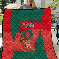 Bangladesh Flag Quilt with Royal Bengal Tiger Design