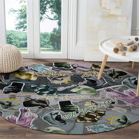 Personalized Made By Human Imperfect Statue Faces Round Carpet Handmade Look Grunge Collage Pop Art