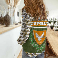 Cyprus Women Casual Shirt with Cyclamen Flower Illustration Design and National Emblem - Wonder Print Shop