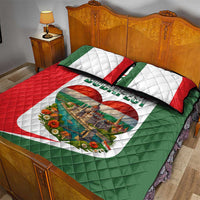 Hungary Quilt Bed Set with Budapest Heart Illustration Design and Crown Emblem - Wonder Print Shop