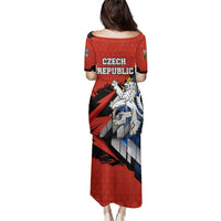 Czech Republic Family Matching Puletasi and Hawaiian Shirt with Red Black Blue Brushstroke Design and National Lion - Wonder Print Shop