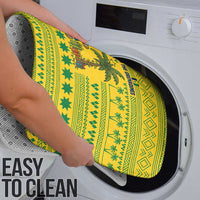 Saint Vincent and the Grenadines Christmas Bathroom Set with Gingerbread Boy Palm Tree and Traditional Pattern - Wonder Print Shop