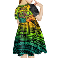 Hawaii Kid Short Sleeve Dress Polynesian Fish Hook and Hibiscus Flowers with Gradient Pattern - Wonder Print Shop