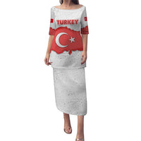 Turkey Flag Map Red and White Puletasi with National Symbol