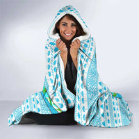 Honduras Christmas Hooded Blanket with Santa Parrot Palm Tree and Tropical Gift Pattern Design - Wonder Print Shop