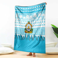 Honduras Christmas Blanket with National Emblem Palm Trees and Snowflake Pattern Design - Wonder Print Shop