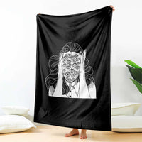 Creepy Aesthetic All Eyes On Me Psycho Girl Throw Blanket - Wonder Print Shop