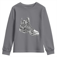 Sneaker Lover Youth Sweatshirt Graphic New York Travel SNKR