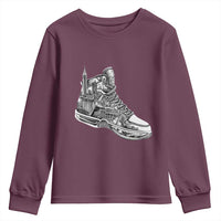 Sneaker Lover Youth Sweatshirt Graphic New York Travel SNKR