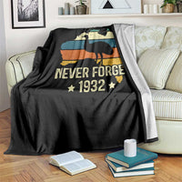 Never Forget 1932 Emu War Throw Blanket Funny Emu Lover Zookeeper