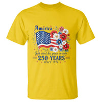USA 250th Anniversary Flag Floral Graphic T Shirt 250 Years America Patriot 4th of July Patriotism Gift