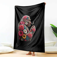Floral Bigfoot Blowing Wishes Dandelion Throw Blanket Vintage Sasquatch Art Botanical Wildlife Graphic