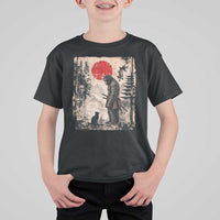 Vintage Japanese Art Bigfoot Samurai Warrior and Black Cat T Shirt For Kid Sasquatch Lovers Vintage Graphic Ukiyo-e Art