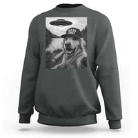 Dog Selfie With Alien UFO Sweatshirt Funny Fishing Golden Retriever Smoking Dog Lover - Wonder Print Shop