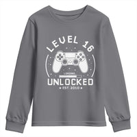 Level 16 Unlocked Video Gamer 16th Birthday Gift Youth Sweatshirt Vintage 2010 16 Year Old Gift