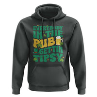 St. Patrick's Day Pub Hoodie Everybody In The Pub Getting Tipsy Irish Pub