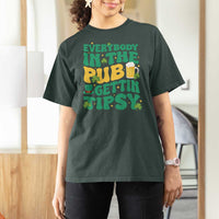 St. Patrick's Day Pub T Shirt For Women Everybody In The Pub Getting Tipsy Irish Pub