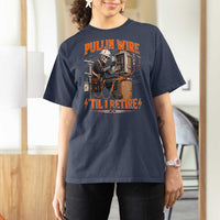 Electrician Lineman Skeleton Graphic T Shirt For Women Pullin Wire Til I Retire