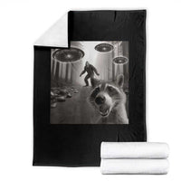 Raccoon Selfie With Bigfoot UFO Throw Blanket Funny Feral Lover Gifts - Wonder Print Shop