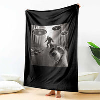 Raccoon Selfie With Bigfoot UFO Throw Blanket Funny Feral Lover Gifts - Wonder Print Shop