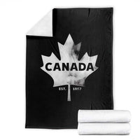 Canada Flag Throw Blanket Canadian Maple Leaf Vintage Retro Sport - Wonder Print Shop
