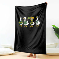 Vintage Green Bay Goose Throw Blanket Funny Silly Gooses Football - Wonder Print Shop